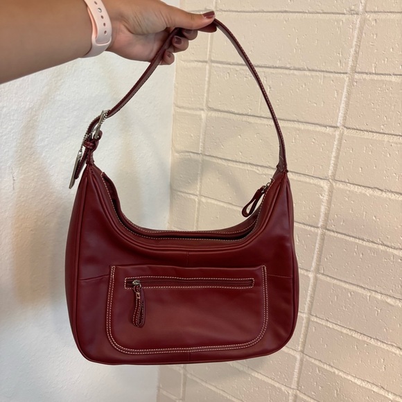 Covington red shoulder bag - Picture 1 of 11